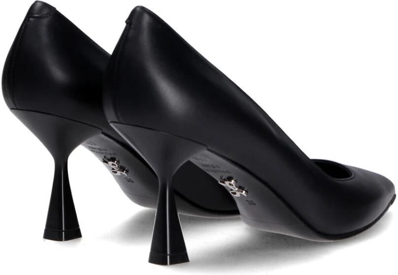 Sergio Levantesi Pumps