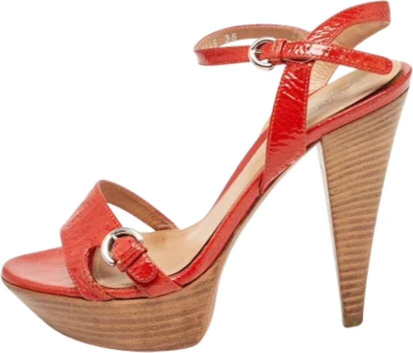 Sergio Rossi Pre-owned Leather sandals Red Dames