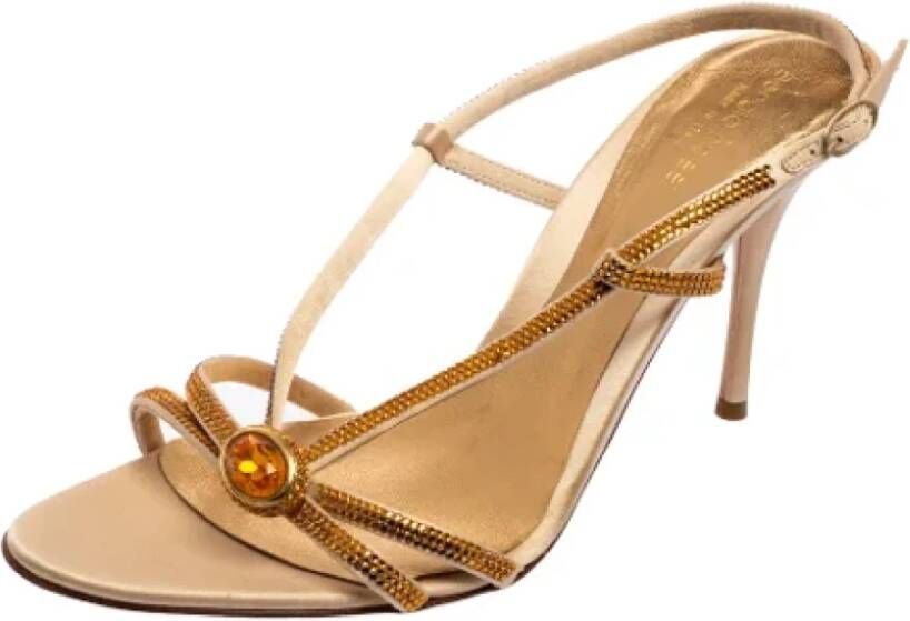 Sergio Rossi Pre-owned Satin sandals Yellow Dames