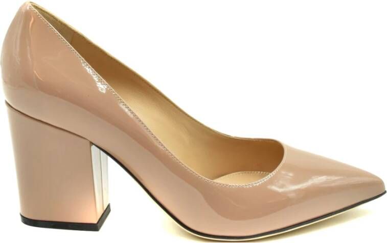 Sergio Rossi Verrijk je schoenencollectie met stijlvolle pumps Beige Dames