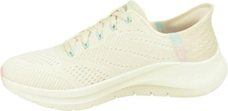 Skechers Beige Slip-In Sneakers voor vrouwen Beige Dames
