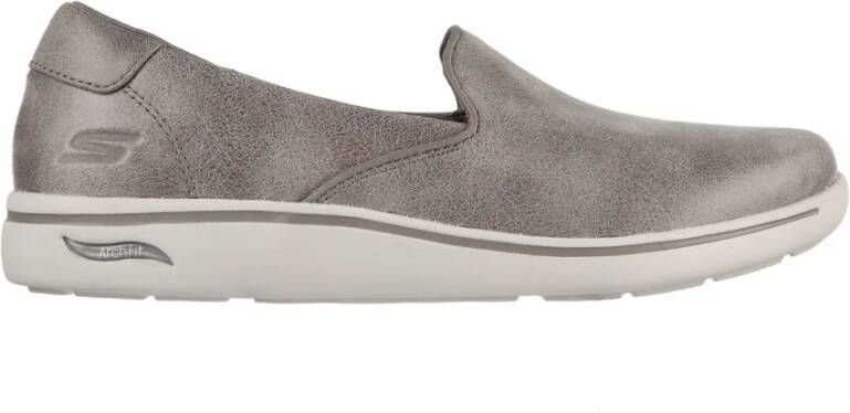Skechers Comfortabele Instappers Beige Dames