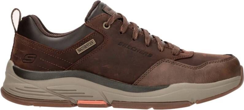 Skechers Waterdichte Donkerbruine Leren Sneakers Brown