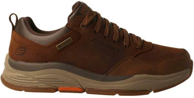 Skechers Waterdichte Donkerbruine Leren Sneakers Brown