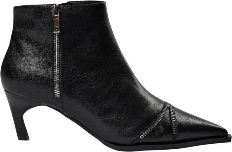 Sofie Schnoor Elegante Zwarte Leren Enkellaars
