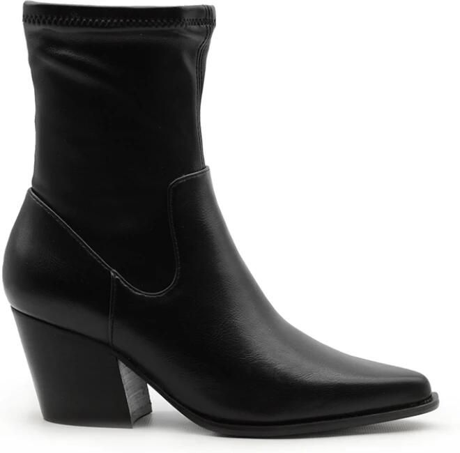 Steve Madden Head On Ankle Bootie