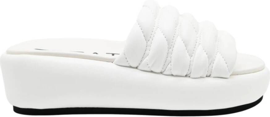 Strategia Sandalen en Slippers Wit