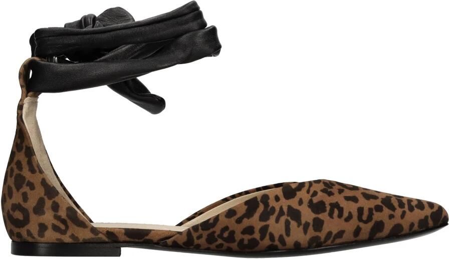 Strategia Platte schoenen Bruin