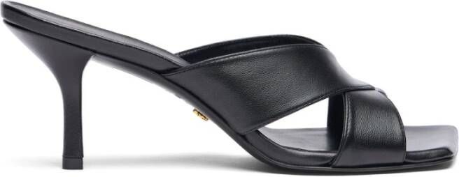 Stuart Weitzman Carmen 75 Slide Moderne vierkante neus slide Black Dames