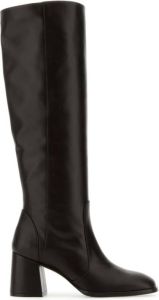 Stuart Weitzman Donkerbruine leren Nola laarzen 7 5 cm hak Bruin Dames