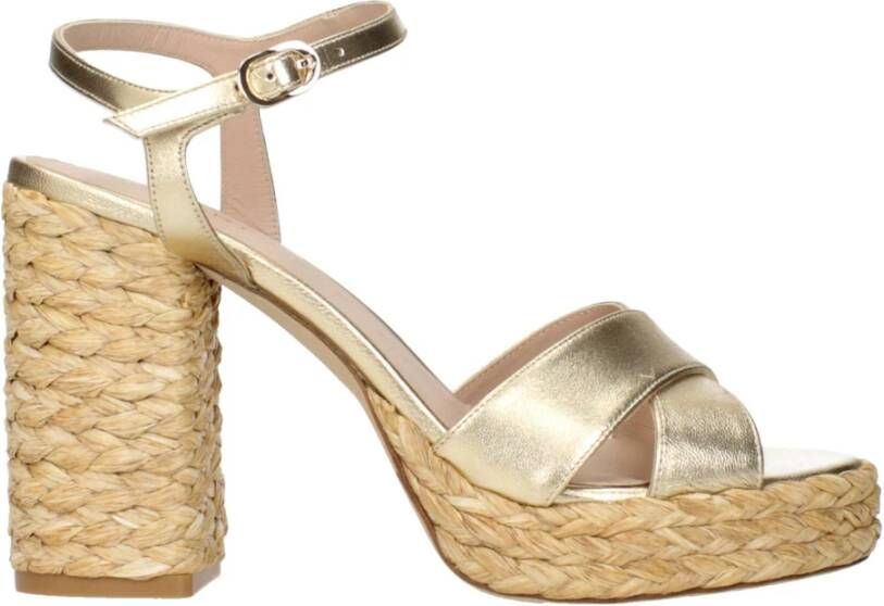 Stuart Weitz Gouden Leren Plateau Sandalen
