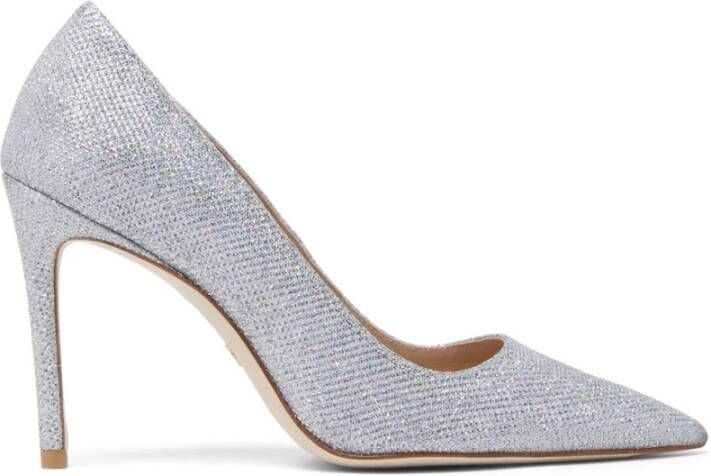 Stuart Weitzman Pump met overdreven puntige neus Gray Dames