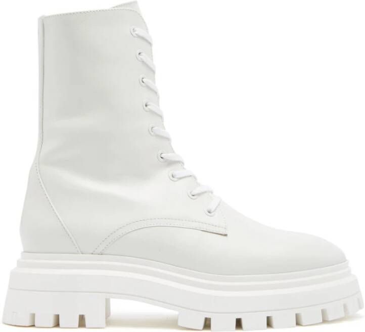 Stuart Weitzman Stijlvolle Veterschoen White Dames