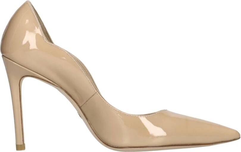 Stuart Weitz Stuart 100 Scllop Pumps