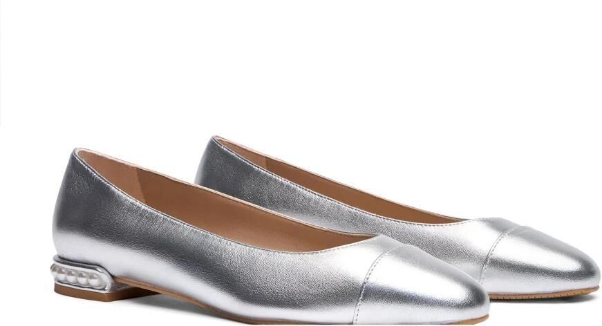 Stuart Weitz Ballerina met parels