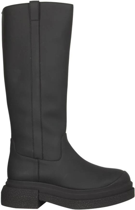 Stuart Weitz Charli Boots