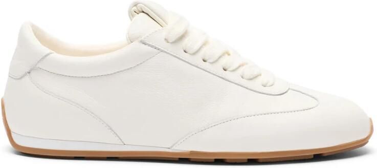 Stuart Weitz Colton Sleek Sneaker