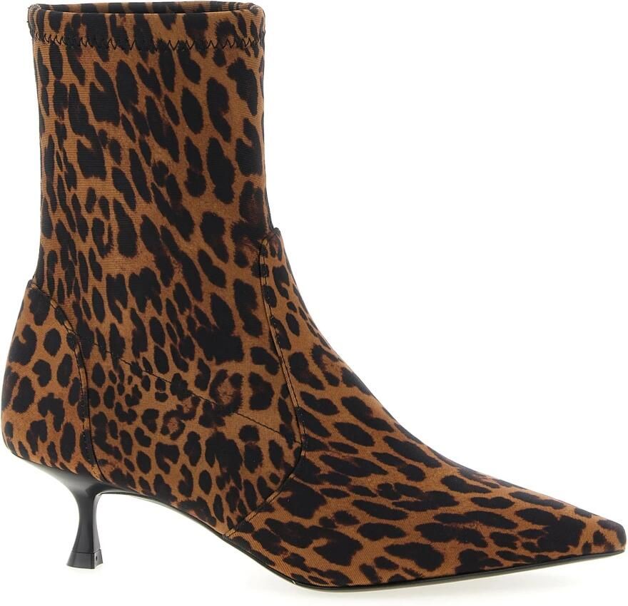 Stuart Weitzman Boots Naomi' Ankle Boots in bruin