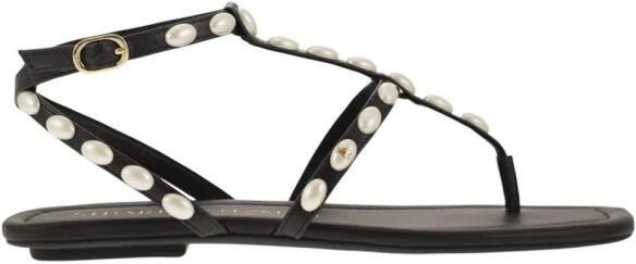Stuart Weitz Sandalen met platte zool en parelversiering