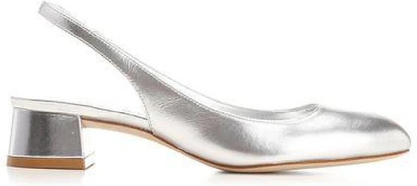 Stuart Weitz Vivienne Slingback Pump
