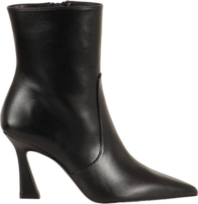 Stuart Weitzman Zwarte enkellaarzen voor vrouwen Black Dames