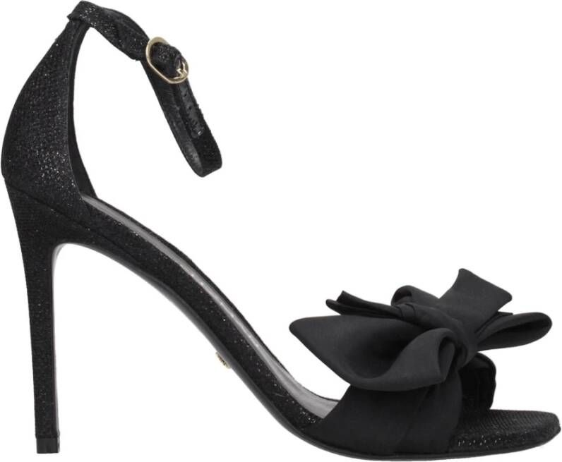 Stuart Weitz Zwarte Satijnen Stiletto Hakken Sandalen