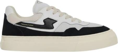 Stepney Workers Club Pearl S-Strike sneaker van suède met leren details