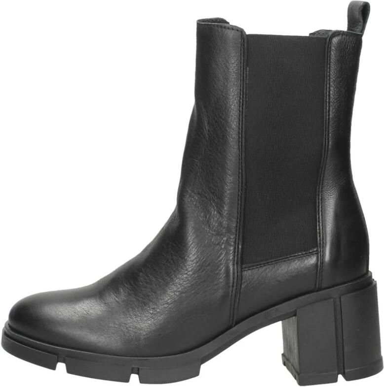 Tango | Romy heel 9 e black leather chelsea boot black sole