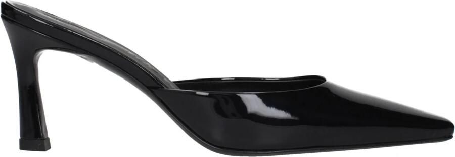 The Attico Sandalen van Lakleer