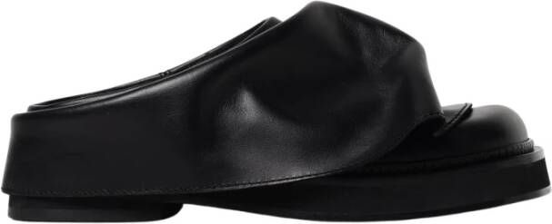 The Attico Zwarte leren muiltjes met chunky zool
