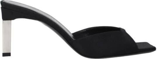 The Attico Zwarte Satijnen Open Teen Middelhoge Sandalen