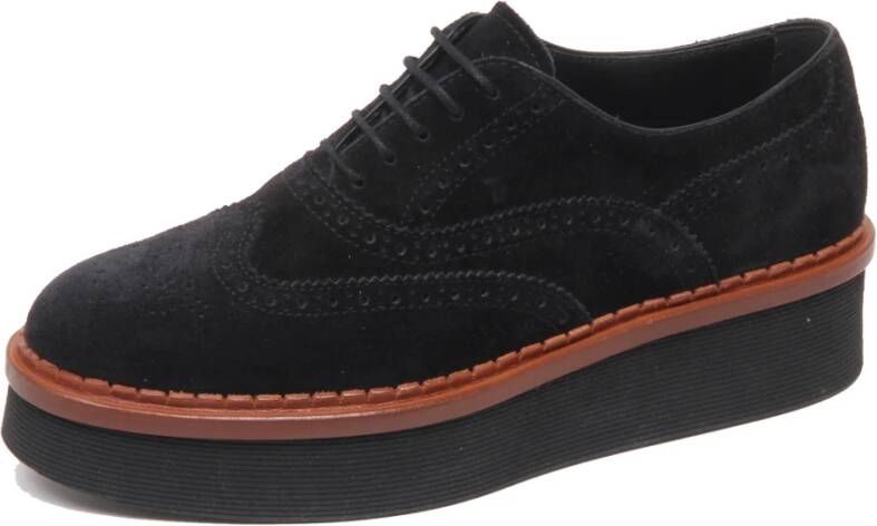 Tod's Italiaanse suède schoen met sleehak