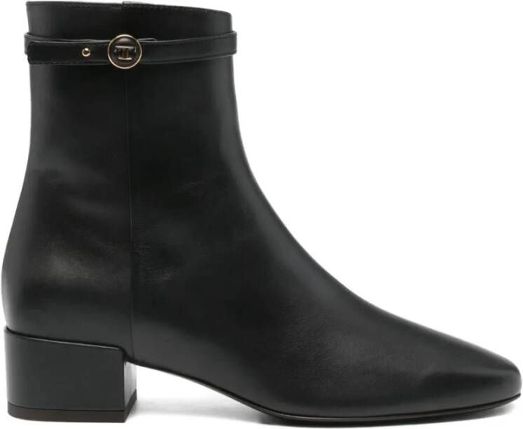 Tod's Stijlvolle Enkellaarzen