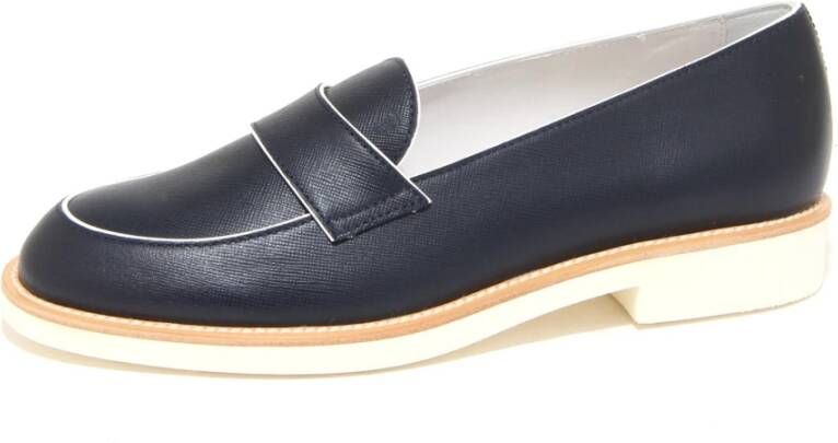 Tod's Stijlvolle Loafer Schoenen Gemaakt in Italië