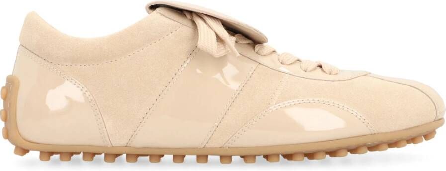 Tod's Suède Sneakers met Patentdetails