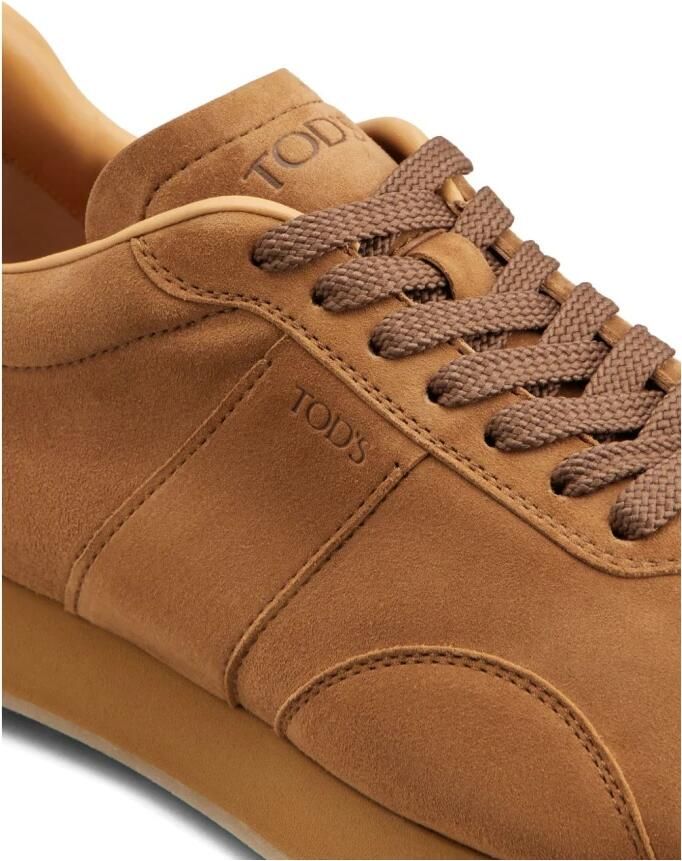 Tod's Bruine Veterschoenen met Logo
