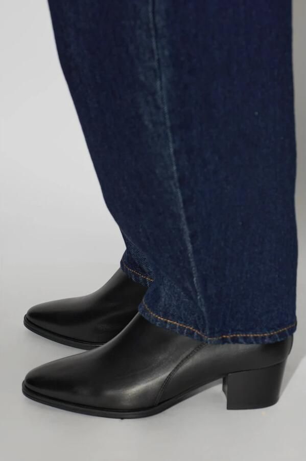 Tod's Leren enkellaarsjes met hak - Foto 4