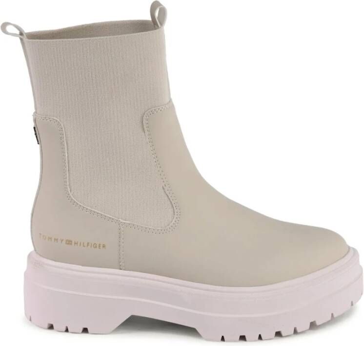 Tommy Hilfiger Boots zonder sluiting FEMININE SEASONAL UTILITY BOOT met brede stretchinzet bij de schacht