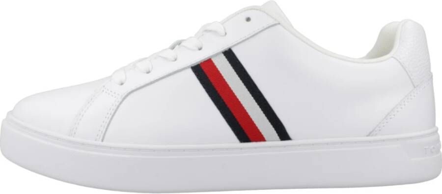 Tommy Hilfiger Plateausneakers ESSENTIAL COURT SNEAKER STRIPES met typische tommy-strepen vrijetijdsschoen halfhoge schoen veterschoen
