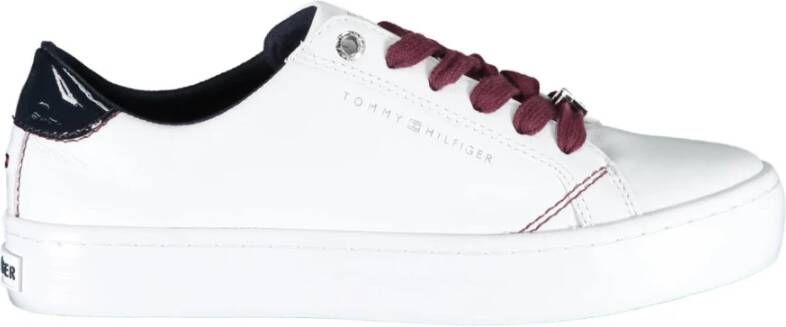 Tommy Hilfiger Vetersneakers met ronde neus en merkdetails White Dames