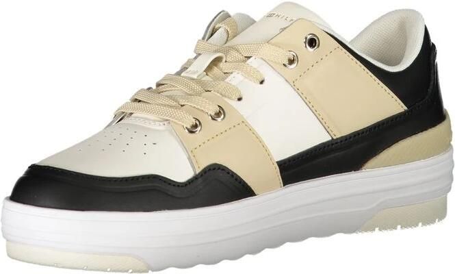 Tommy Hilfiger Plateausneakers TH BASKET SNEAKER LO met th-sieraandeel vrijetijdsschoen halfhoge schoen veterschoen