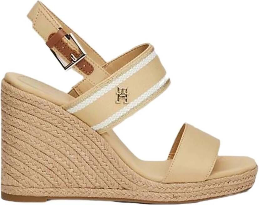 Tommy Hilfiger Sleehaksandaaltjes WEBBING HIGH WEDGE SANDAL zomerschoen sandaal wig hak met zij th-label