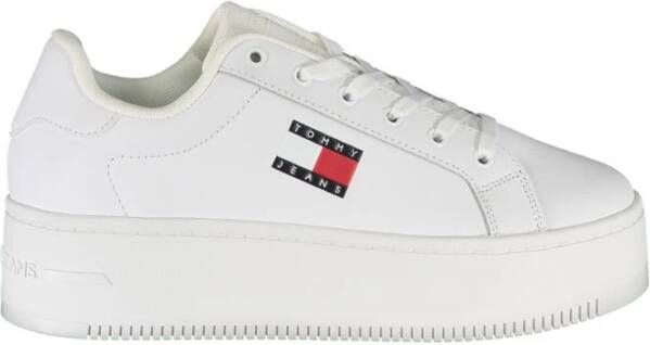 TOMMY JEANS Plateausneakers TJW FLATFORM ESS vrijetijdsschoen halfschoen veterschoen met gepolsterde schacht