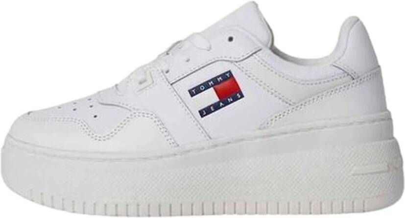 TOMMY JEANS Plateausneakers TJW RETRO BASKET FLATFORM ESS met logo-tekst in de zool vrijetijdsschoen lage schoen veterschoen - Foto 20