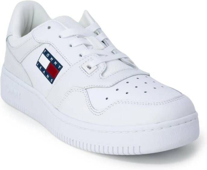 TOMMY JEANS Plateausneakers TJW RETRO BASKET FLATFORM ESS met logo-tekst in de zool vrijetijdsschoen lage schoen veterschoen - Foto 19
