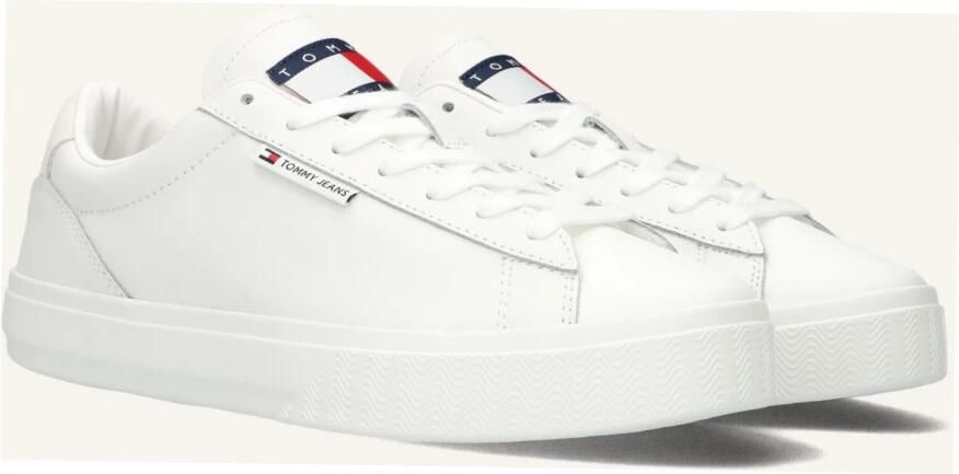TOMMY JEANS Plateausneakers TJW CUPSOLE SNEAKER ESS met logo-patch op de tong vrijetijdsschoen lage schoen veterschoen - Foto 4