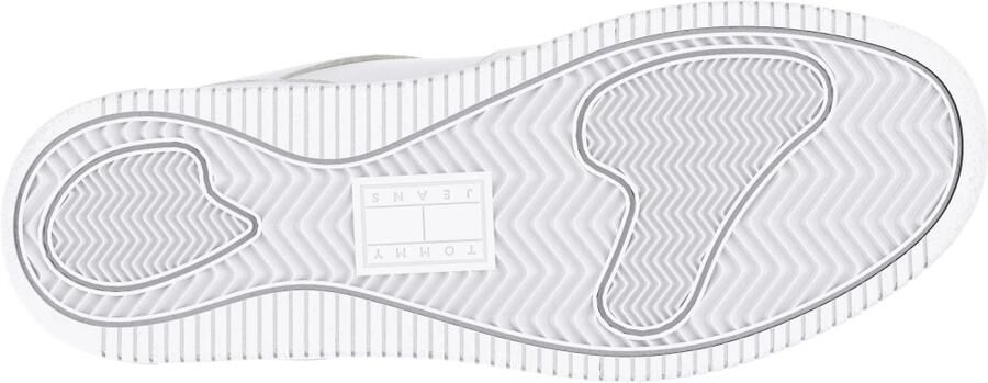 TOMMY JEANS Plateausneakers TJW RETRO BASKET FLATFORM ESS met logo-tekst in de zool vrijetijdsschoen lage schoen veterschoen - Foto 4