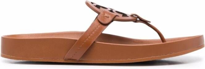 TORY BURCH Teenslippers en Schuifafstellers Bruin Dames