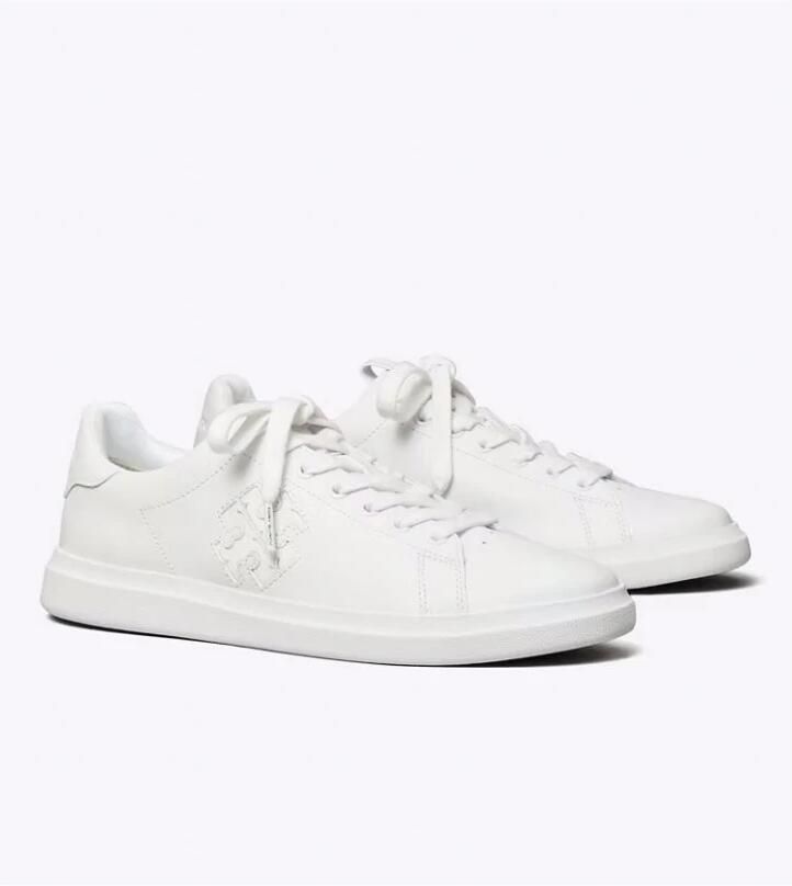Tory Burch Retro-geïnspireerde Witte Court Sneakers