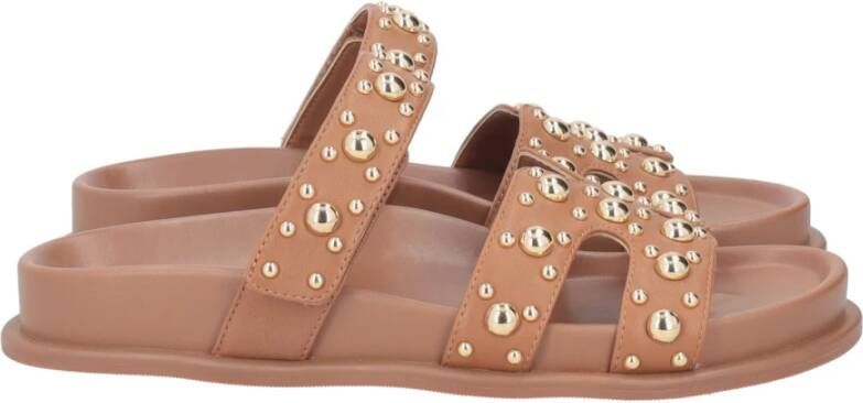 Tosca Blu Bruine Leren Sandalen met Borchia Design